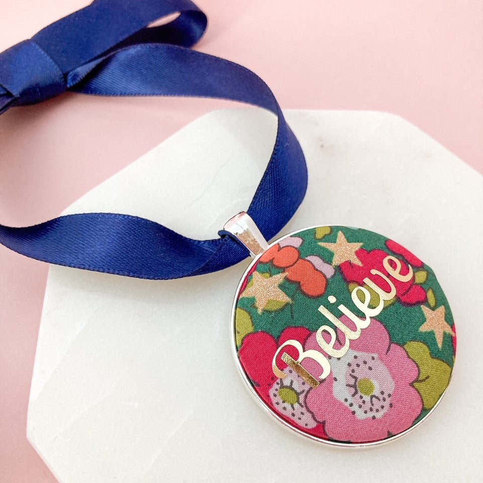 Believe Christmas Keepsake - Green with Gold Stars