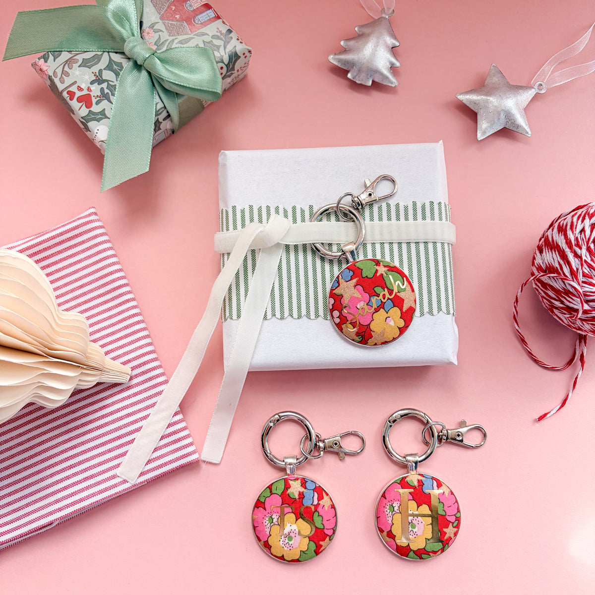 Christmas Gift Tag & Keyring - Red Liberty Betsy Star