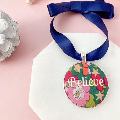 Believe Christmas Keepsake - Green with Gold Stars