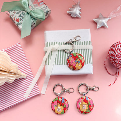 Christmas Gift Tag & Keyring - Red Liberty Betsy Star
