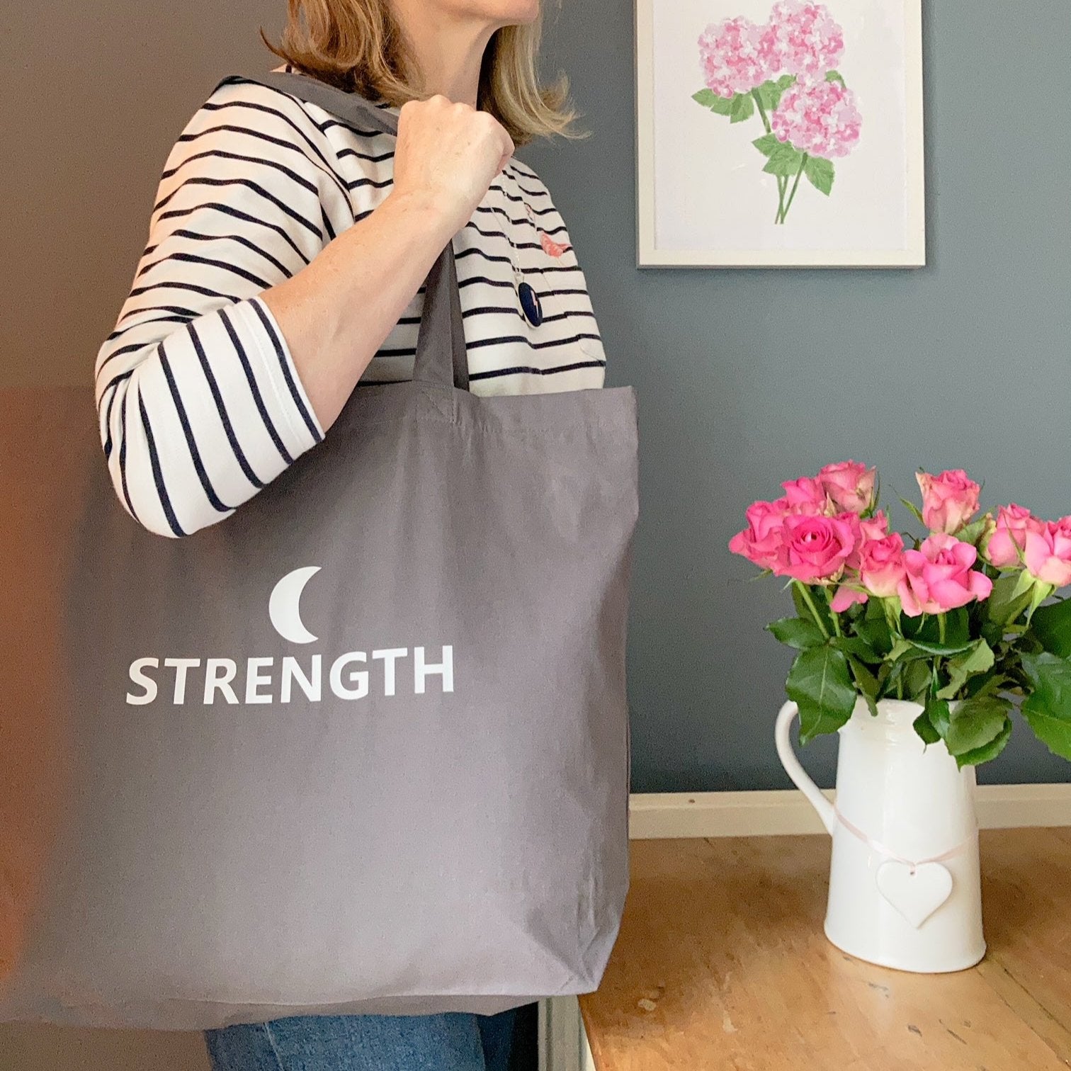 Strength tote bag